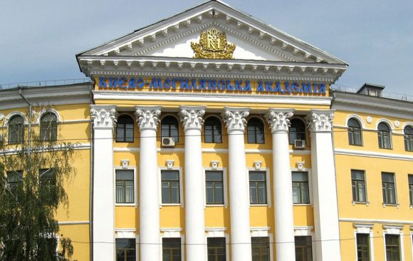 Фахівці інвестиційного напрямку «Октава Капітал» взяли участь в оцінці робіт фіналістів Могилянського Відкритого Хакатону 2021 Фахівці інвестиційного напрямку «Октава Капітал» взяли участь в оцінці робіт фіналістів Могилянського Відкритого Хакатону 2021
